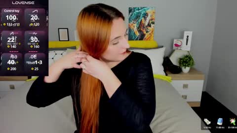 Snapshot of red_naughtyfox chatting on 03.07.25 Lessy Fox online show from 03.07.25