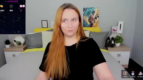 Snapshot of red_naughtyfox chatting on 09.13.25 Lessy Fox online show from 09.13.25