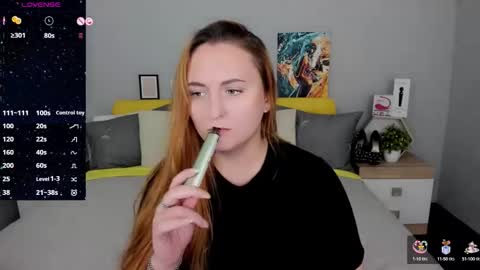 Snapshot of red_naughtyfox chatting on 09.15.25 Lessy Fox online show from 09.15.25