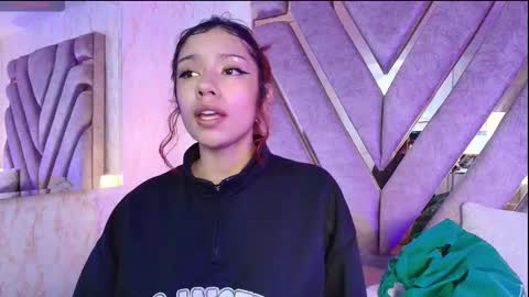 Snapshot of red_pandaa chatting on 01.06.26 red_pandaa online show from 01.06.26