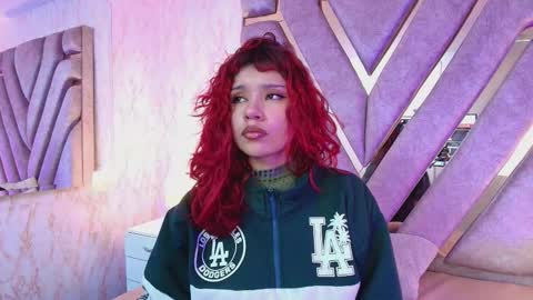 Snapshot of red_pandaa chatting on 01.17.26 red_pandaa online show from 01.17.26