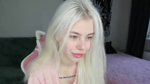 Erika online show from 11.10.25