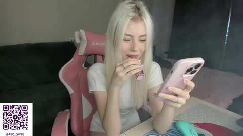 Erika online show from 11.27.25