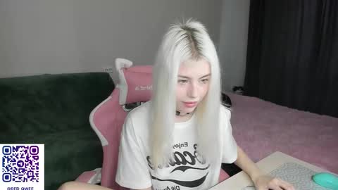 Erika online show from 11.29.25