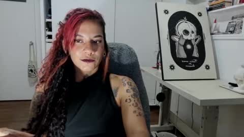 Snapshot of red_savage_ chatting on 01.06.26 Instagram Valerie yourdream online show from 01.06.26