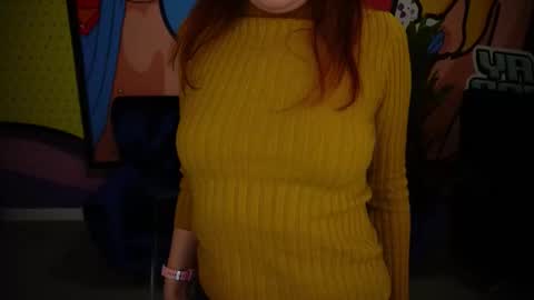 Snapshot of reddoll_ chatting on 11.11.25 Lily online show from 11.11.25