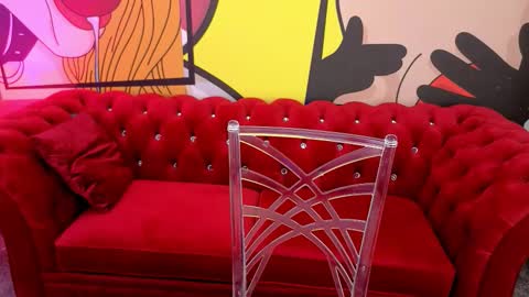 Snapshot of reddoll_ chatting on 12.01.25 Lily online show from 12.01.25