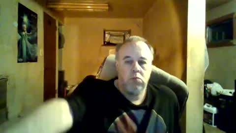 reddragon1195 online show from 12.25.24