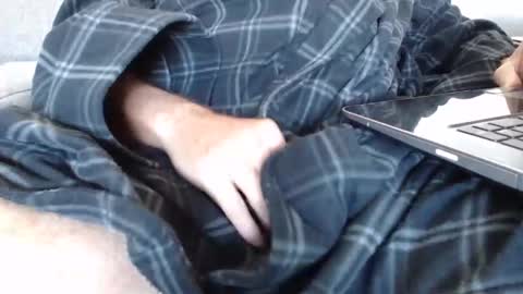 Snapshot of redforeplay chatting on 01.10.25 redforeplay online show from 01.10.25