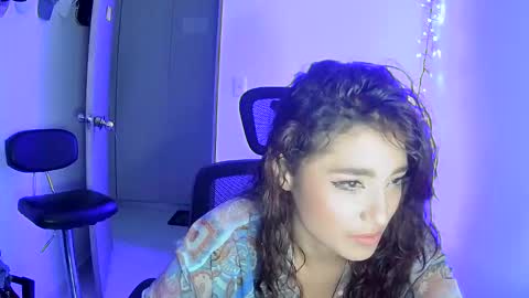 redgirlpum online show from 10.21.25