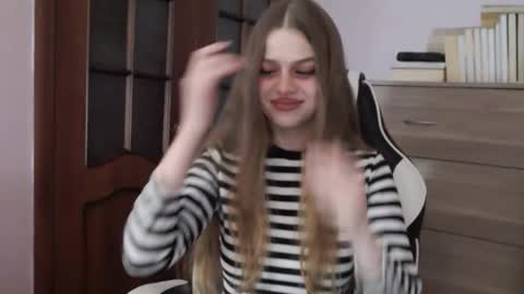 Lily online show from 01.19.26