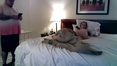 Lenae Redd online show from 09.24.25