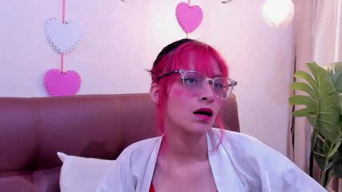 Snapshot of redmeloddy chatting on 02.08.25 Meloddy online show from 02.08.25