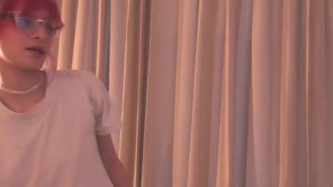 Snapshot of redmeloddy chatting on 03.01.25 Meloddy online show from 03.01.25