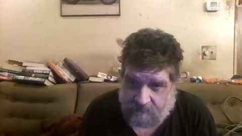 Snapshot of redmud3 chatting on 11.30.25 redmud3 online show from 11.30.25