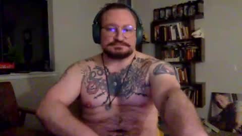 Snapshot of redsands64 chatting on 10.18.25 redsands64 online show from 10.18.25