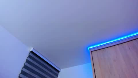 Snapshot of redski77 chatting on 01.02.25 redski77 online show from 01.02.25