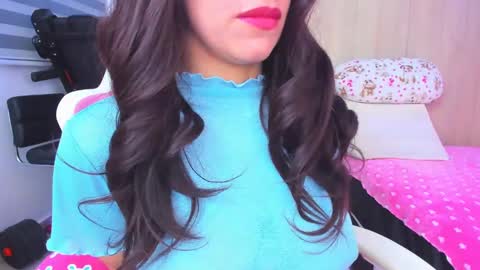 Snapshot of redski77 chatting on 01.20.25 redski77 online show from 01.20.25