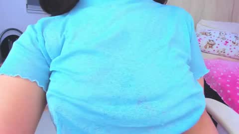 Snapshot of redski77 chatting on 02.02.25 redski77 online show from 02.02.25