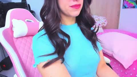 Snapshot of redski77 chatting on 02.08.25 redski77 online show from 02.08.25