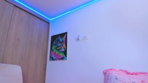 Snapshot of redski77 chatting on 02.26.25 redski77 online show from 02.26.25