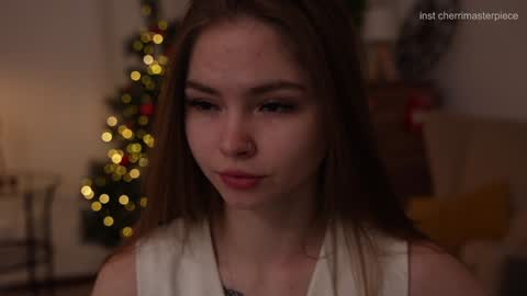 Snapshot of refined_style chatting on 12.20.24 JessyinCherri yang online show from 12.20.24