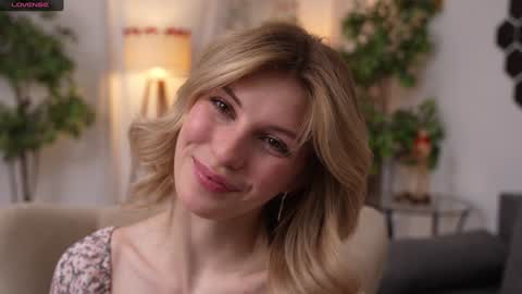 Snapshot of refined_style chatting on 02.06.25 JessyinCherri yang online show from 02.06.25