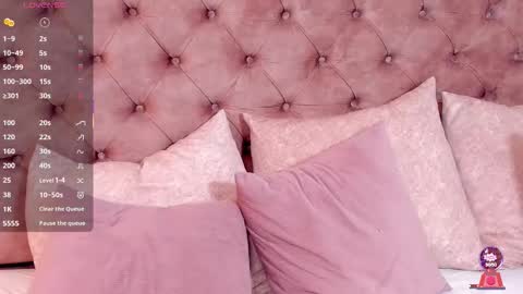 Regina  online show from 12.04.25