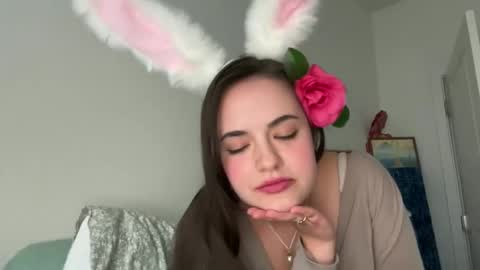 Snapshot of reginababyy chatting on 04.06.26 Its Reginaaa online show from 04.06.26