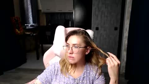 Regina online show from 09.09.25