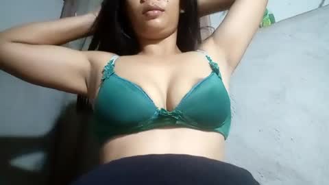 Snapshot of regine24 chatting on 07.18.26 regine24 online show from 07.18.26