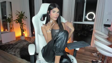  REICHEL  online show from 01.29.25