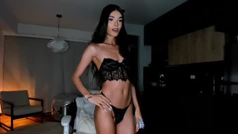 Snapshot of reichel_gray chatting on 07.07.26 REICHEL online show from 07.07.26