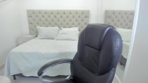 Reichel online show from 12.27.24