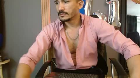 Snapshot of reiko_85_ chatting on 04.29.26 REIKO online show from 04.29.26