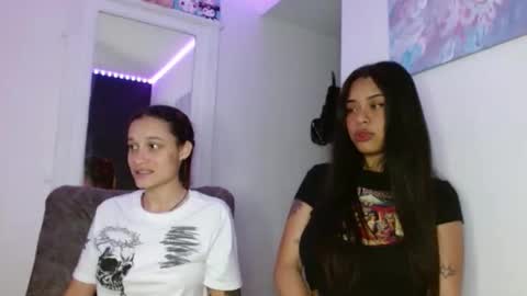 reina_reina online show from 03.28.26