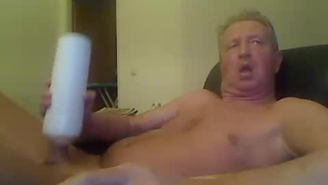 reini7211 online show from 10.16.25