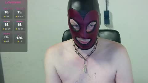 Snapshot of rem78a chatting on 11.17.25 rem78a online show from 11.17.25