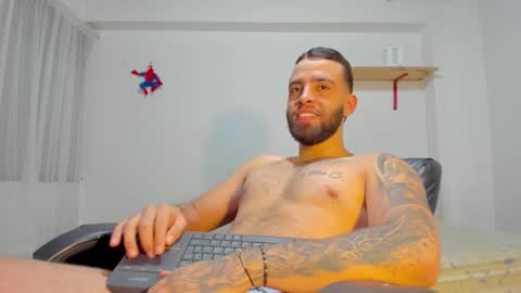 Snapshot of remy_sten chatting on 10.22.25 Rmy Steen online show from 10.22.25