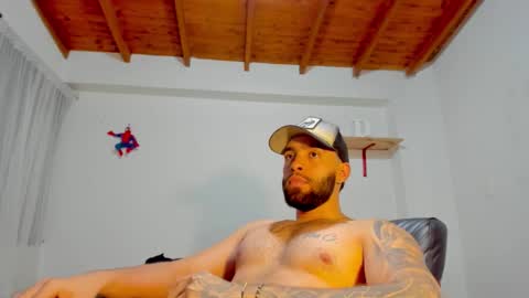 Snapshot of remy_sten chatting on 10.28.25 Rmy Steen online show from 10.28.25