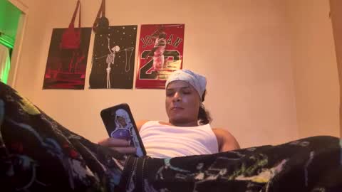 Snapshot of remyboo894397 chatting on 03.12.25 PRETTY BAMBY online show from 03.12.25