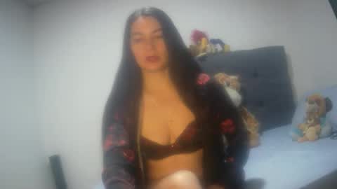renata_hot1 online show from 12.15.25