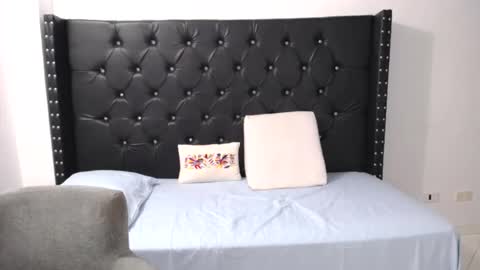 Renata Salinas online show from 10.22.25