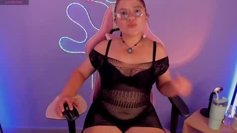 Renata Jones online show from 05.13.26