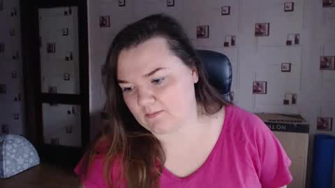 Snapshot of renataoia chatting on 12.07.24 renataoia online show from 12.07.24