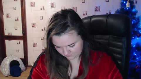 Snapshot of renataoia chatting on 01.04.25 renataoia online show from 01.04.25