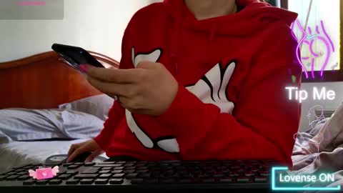 Renatta online show from 10.07.25