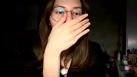 Mia online show from 03.17.26