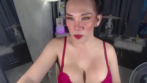 Snapshot of rencymerrit chatting on 10.01.25 rencymerrit online show from 10.01.25