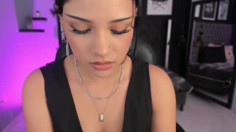 Renee Shelby online show from 03.04.26